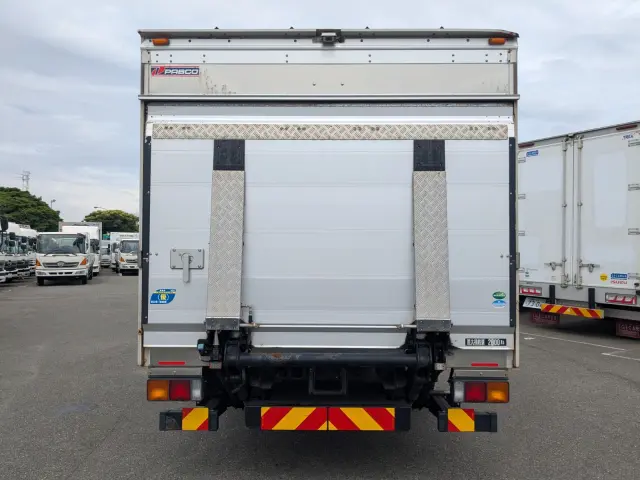 三菱 ファイター TKG-FK61F(2WD)の写真6