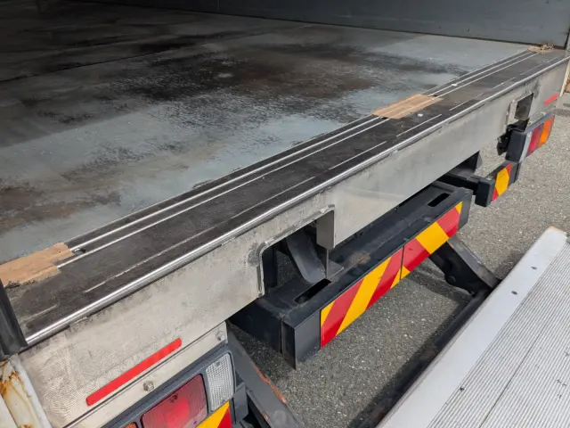 三菱 ファイター TKG-FK61F(2WD)の写真12