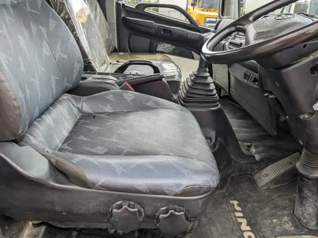 日野 レンジャー TKG-FC9JEAP(2WD)の写真36