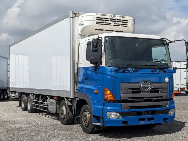 日野 プロフィア QKG-FW1EXBG(8x4)の写真3