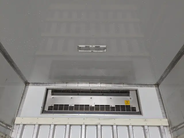 日野 プロフィア QKG-FW1EXBG(8x4)の写真20