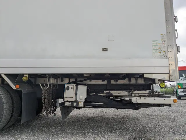 日野 プロフィア QKG-FW1EXBG(8x4)の写真26