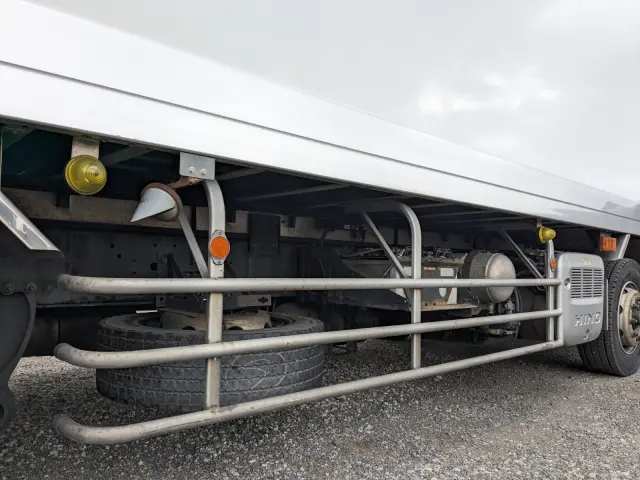 日野 プロフィア QKG-FW1EXBG(8x4)の写真35