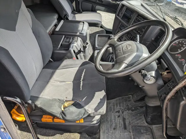 日野 プロフィア QKG-FW1EXBG(8x4)の写真36