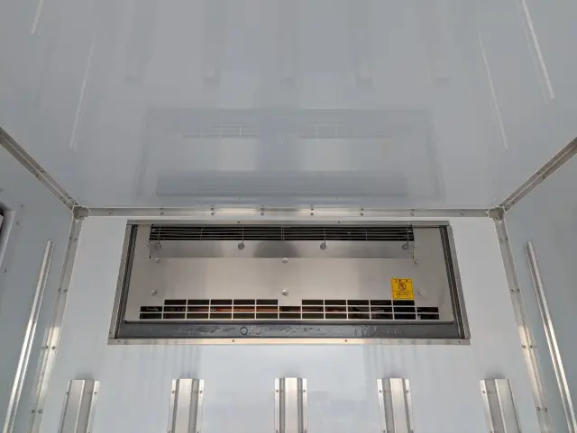 三菱 キャンター 2RG-FBAV0(2WD)の写真16