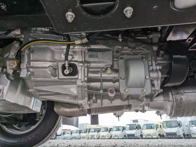 三菱 キャンター 2RG-FBAV0(2WD)の写真27