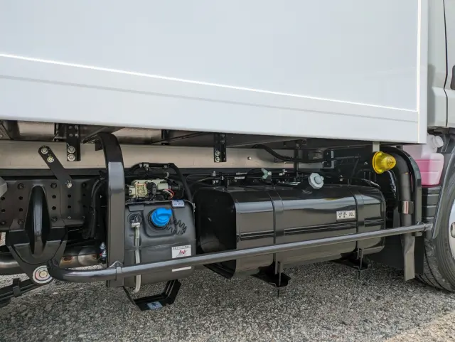 三菱 キャンター 2RG-FBAV0(2WD)の写真32