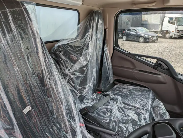 三菱 キャンター 2RG-FBAV0(2WD)の写真35