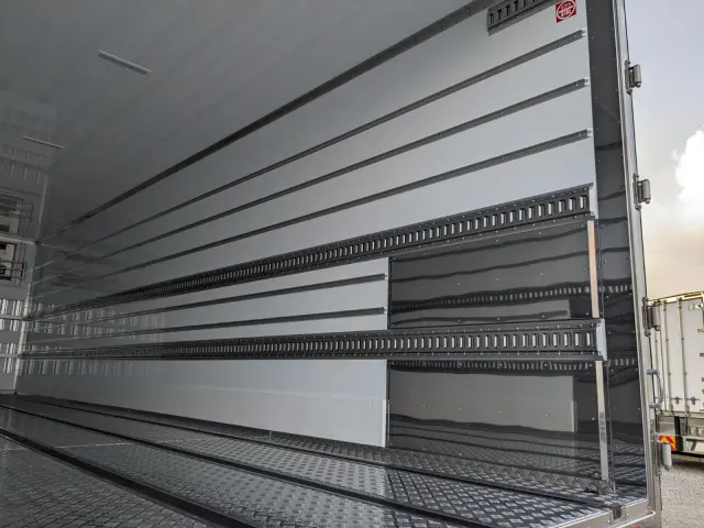 三菱 スーパーグレート 2PG-FS84HZ(8x4)の写真21