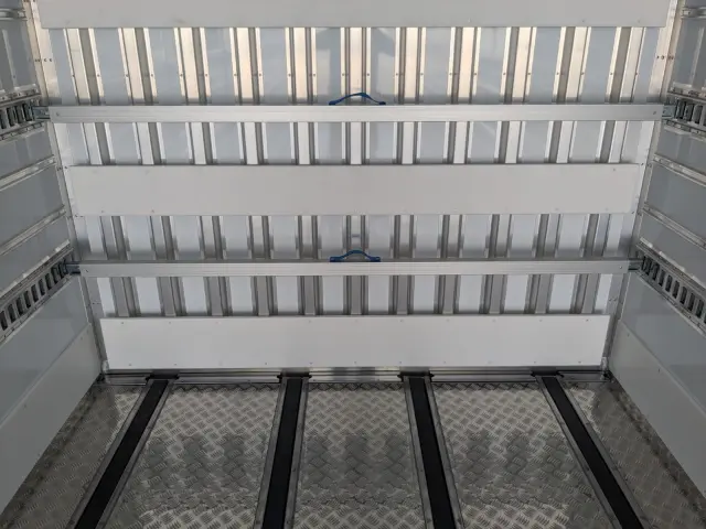 三菱 スーパーグレート 2PG-FS84HZ(8x4)の写真17