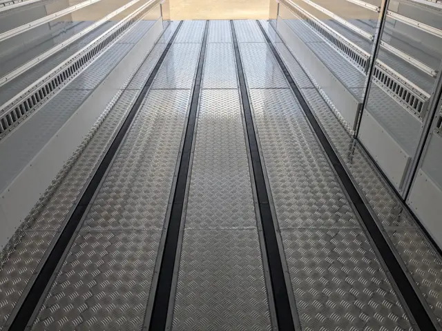 三菱 スーパーグレート 2PG-FS84HZ(8x4)の写真20