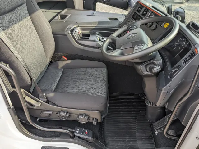 三菱 スーパーグレート 2PG-FS84HZ(8x4)の写真38