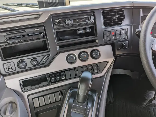 ＵＤ クオン 2RG-GK5DAB(2WD)の写真23