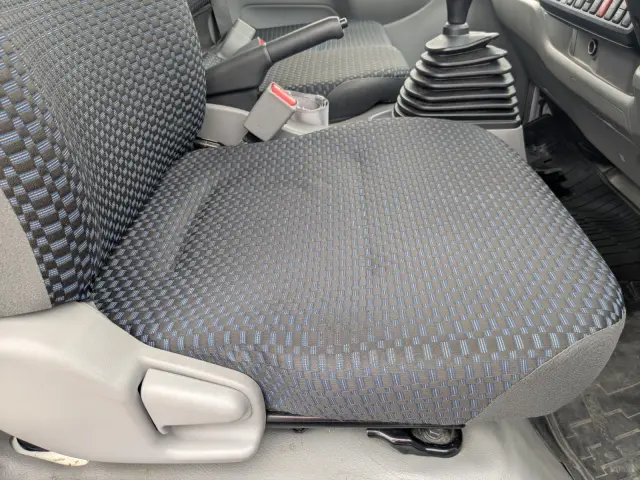 日野 デュトロ 2RG-XZU655M(2WD)の写真34