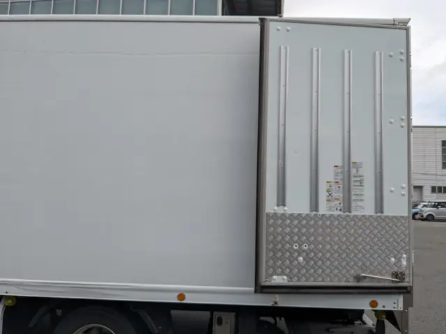 日野 レンジャー 2KG-FD2ABG(2WD)の写真10