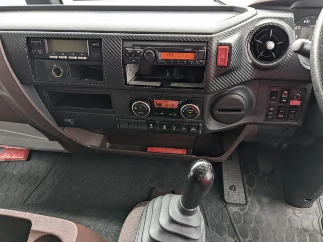 日野 レンジャー 2KG-FD2ABG(2WD)の写真37