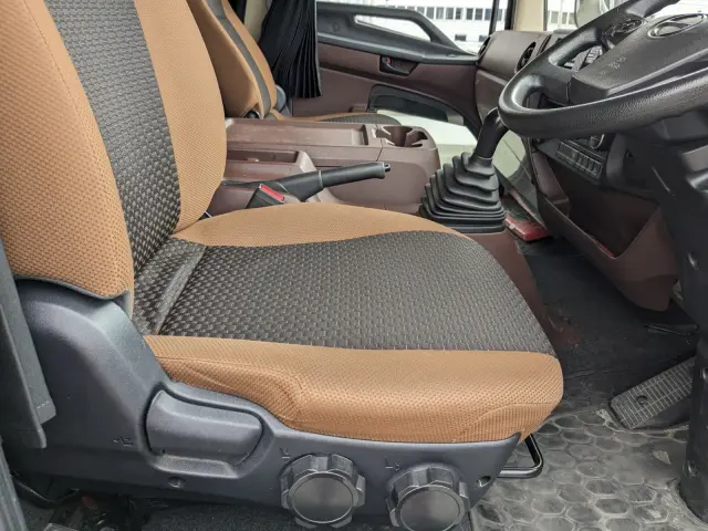 日野 レンジャー 2KG-FD2ABG(2WD)の写真39