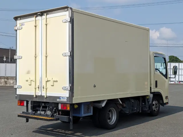 いすゞ エルフ TKG-NLR85AN(2WD)の写真5