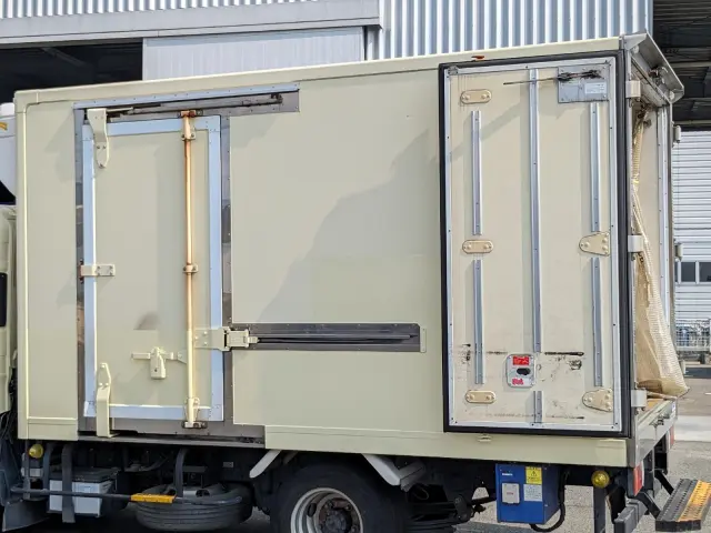 いすゞ エルフ TKG-NLR85AN(2WD)の写真10