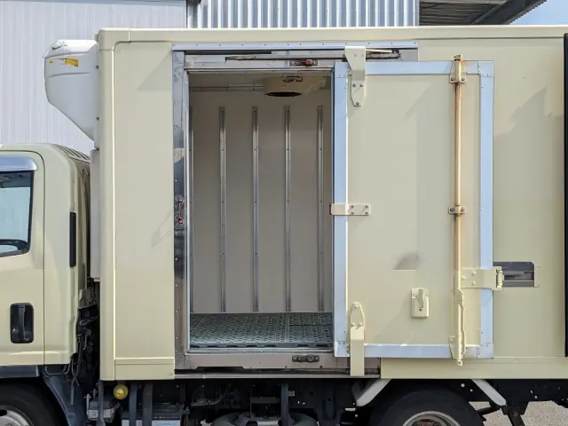 いすゞ エルフ TKG-NLR85AN(2WD)の写真15