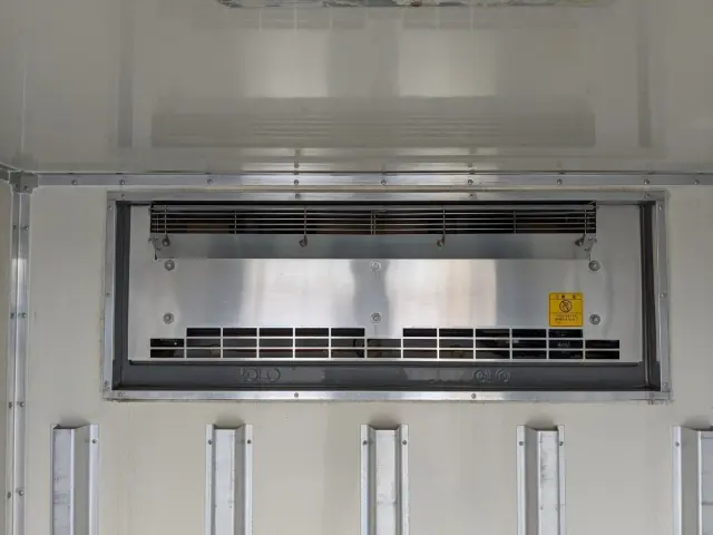 いすゞ エルフ TKG-NLR85AN(2WD)の写真25