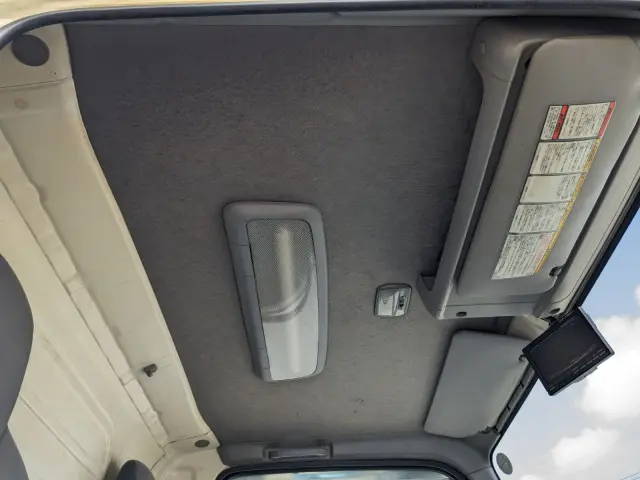 いすゞ エルフ TKG-NLR85AN(2WD)の写真32