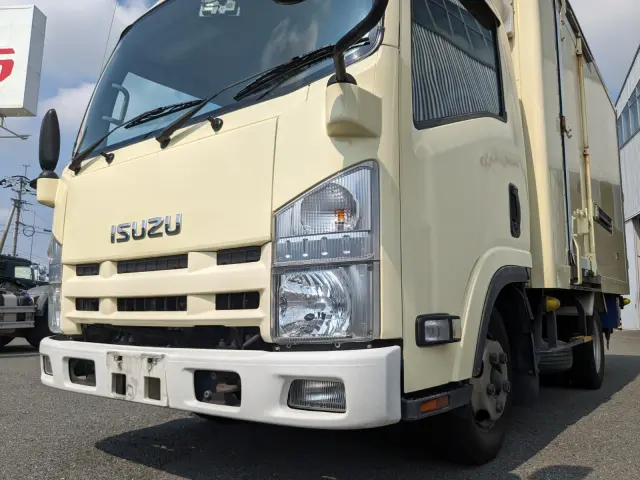 いすゞ エルフ TKG-NLR85AN(2WD)の写真44