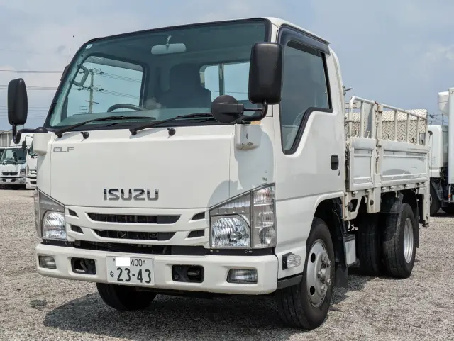 いすゞ エルフ TRG-NKR85A(2WD)の写真1