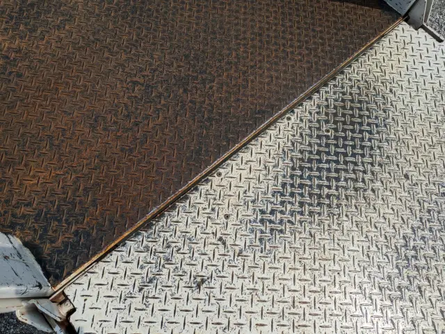 いすゞ エルフ TRG-NKR85A(2WD)の写真14