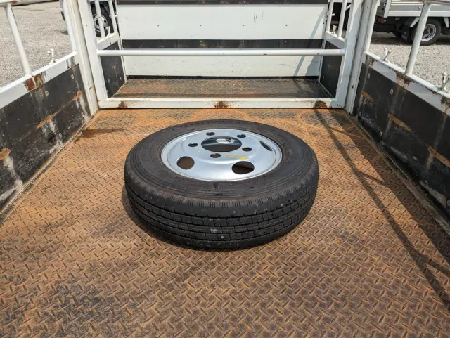 いすゞ エルフ TRG-NKR85A(2WD)の写真21