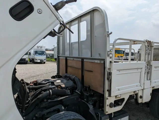 いすゞ エルフ TRG-NKR85A(2WD)の写真37