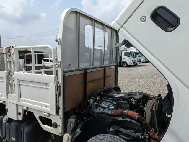 いすゞ エルフ TRG-NKR85A(2WD)の写真40