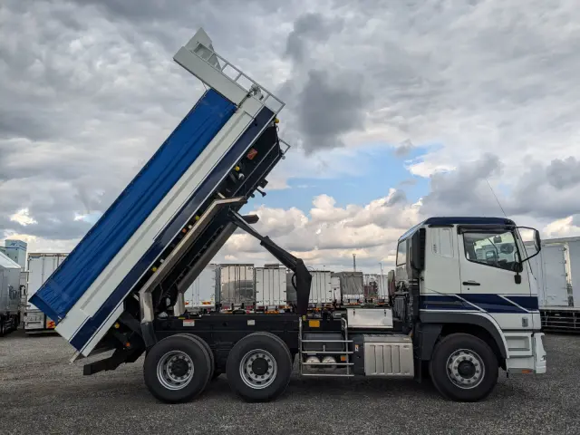 三菱 スーパーグレート 2PG-FV70HX(6x4)の写真28