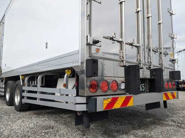 三菱 スーパーグレート 2PG-FS74HZ(8x4)の写真8