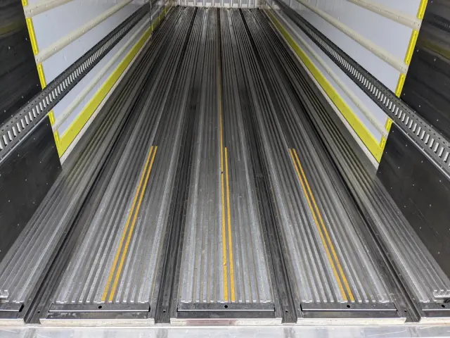 三菱 スーパーグレート 2PG-FS74HZ(8x4)の写真12