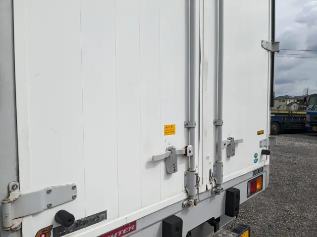 三菱 ファイター 2KG-FK62F(2WD)の写真8