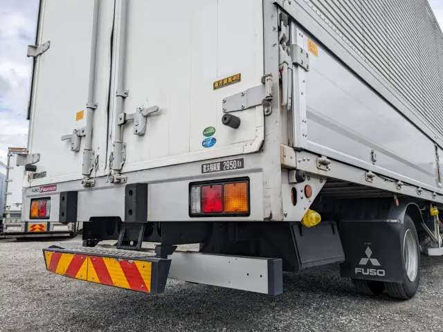 三菱 ファイター 2KG-FK62F(2WD)の写真9