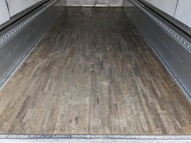 三菱 ファイター 2KG-FK62F(2WD)の写真13