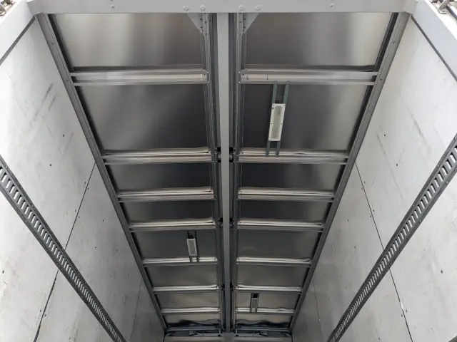 三菱 ファイター 2KG-FK62F(2WD)の写真14