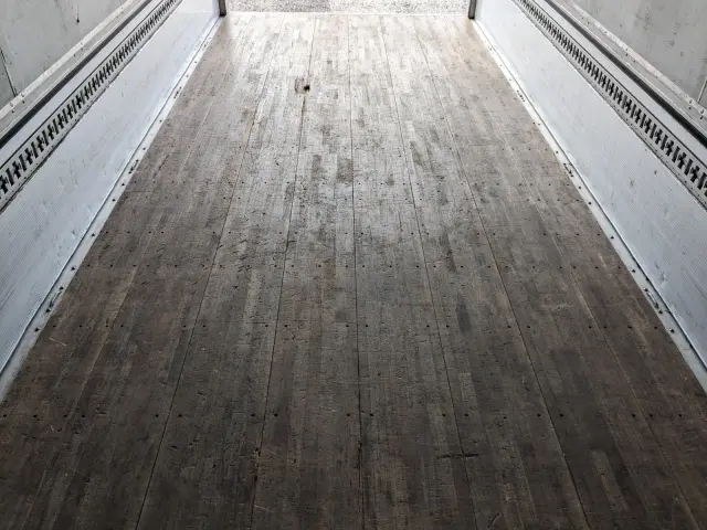 三菱 ファイター 2KG-FK62F(2WD)の写真18