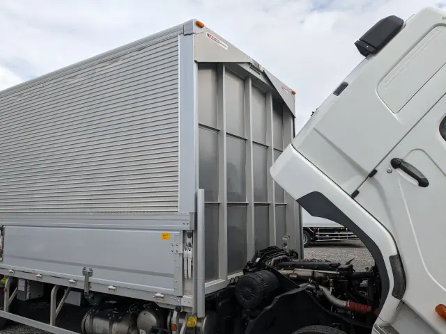 三菱 ファイター 2KG-FK62F(2WD)の写真48