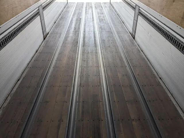 UD クオン 2PG-CX5BA(6x4)の写真16