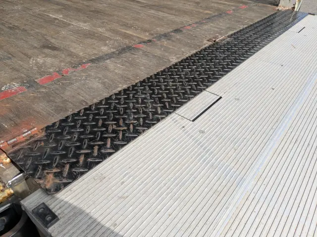 三菱 ファイター 2KG-FK61F(2WD)の写真11