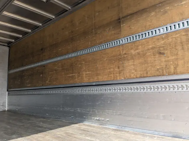 三菱 ファイター 2KG-FK61F(2WD)の写真13