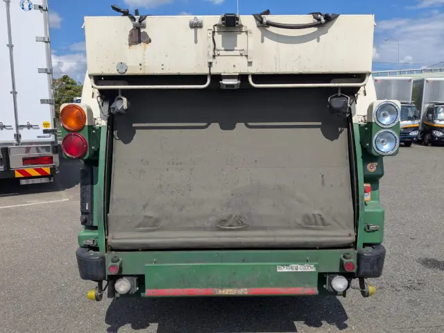 いすゞ エルフ TPG-NMR85AN(2WD)の写真6