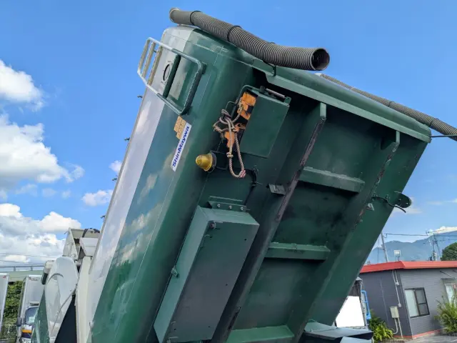 いすゞ エルフ TPG-NMR85AN(2WD)の写真23