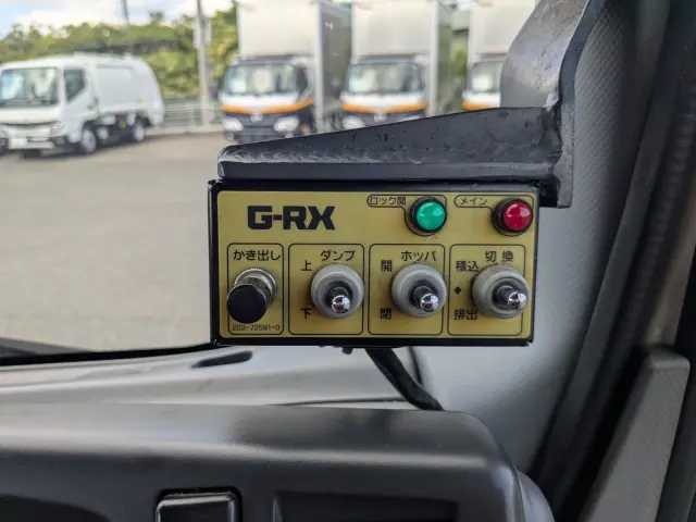 いすゞ エルフ TPG-NMR85AN(2WD)の写真41