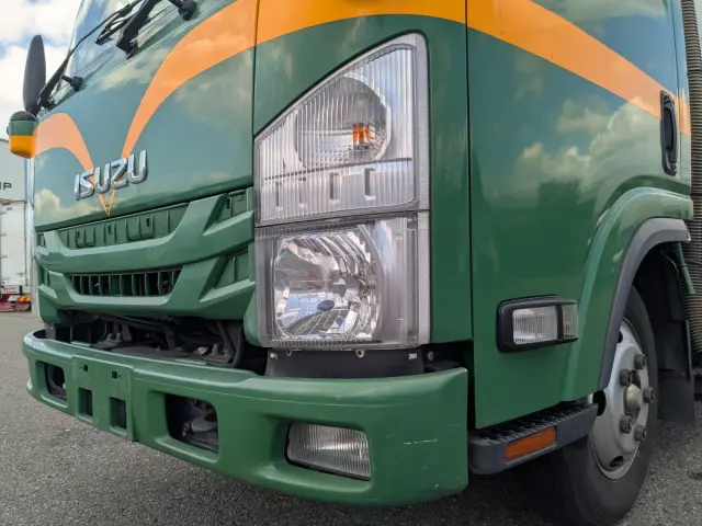 いすゞ エルフ TPG-NMR85AN(2WD)の写真50