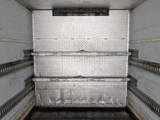 UD クオン QPG-CG5ZA(8x4)の写真19