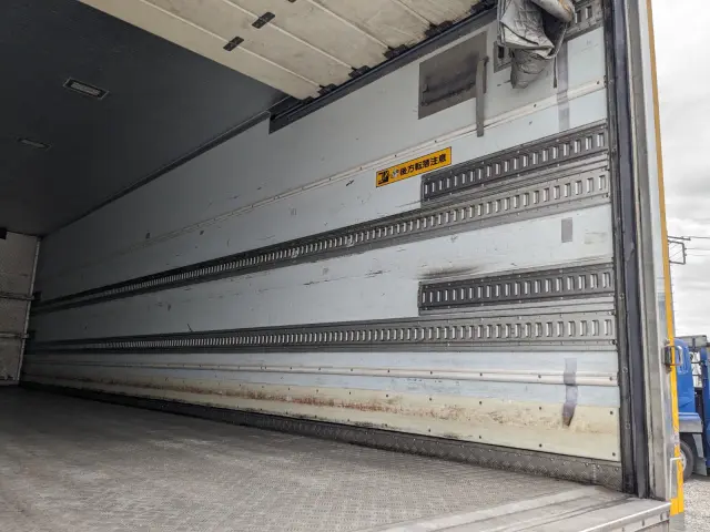 UD クオン QPG-CG5ZA(8x4)の写真23